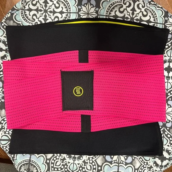 New Hot Belt Black and Pink Waist Trainer - Picture 1 of 6